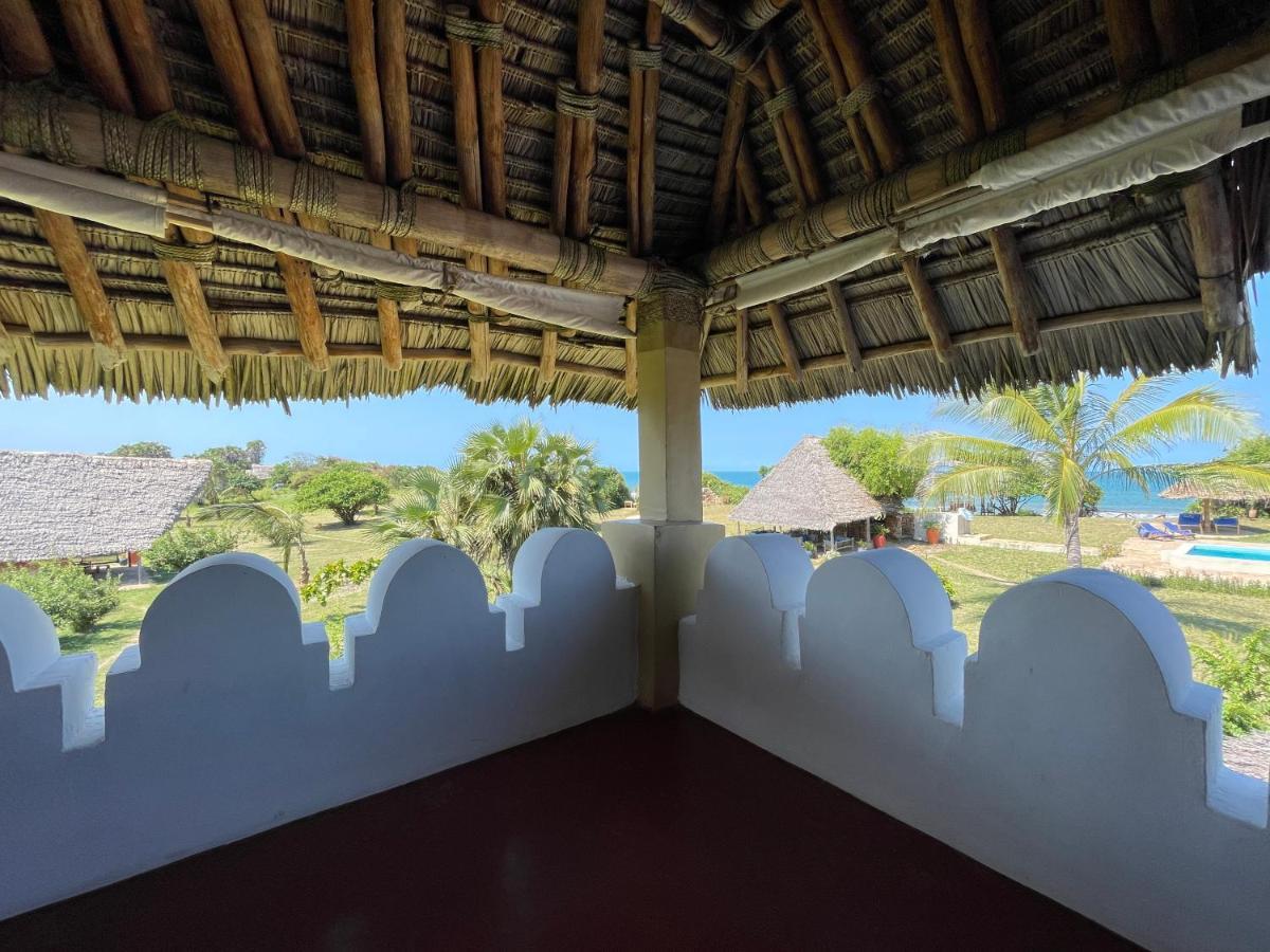 Pangani Cliffs Lodge Exterior photo